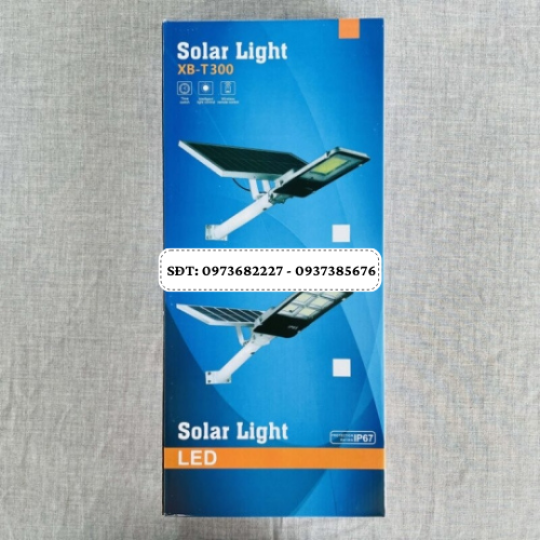 Đèn năng lượng mặt trời bàn chải mắt ngọc 500W – HLC500 – Tấm pin mono sạc nhanh
