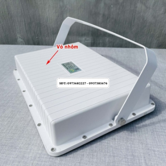 Đèn năng lượng mặt trời chống lóa kim cương 300W – HLS300 Plus Ver 2024 – Tấm pin mono cao cấp