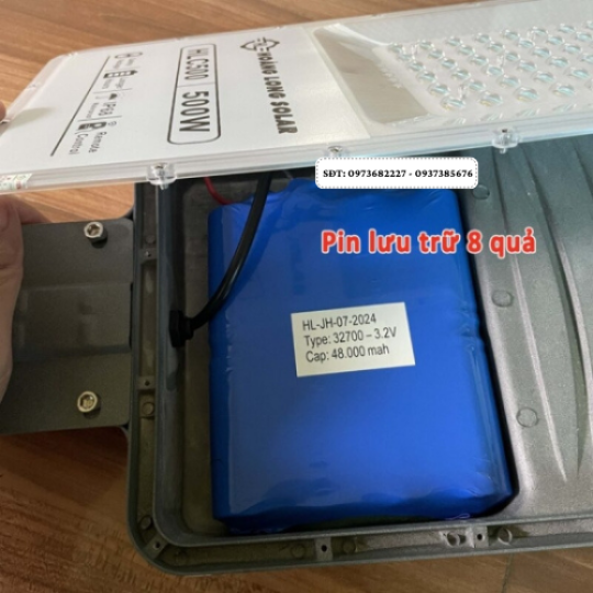 Đèn năng lượng mặt trời bàn chải mắt ngọc 500W – HLC500 -New 2024 – Tấm pin Mono sạc nhanh