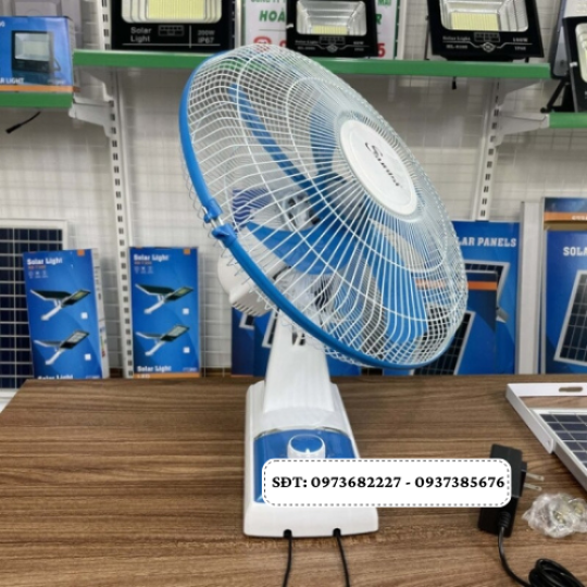 Quạt treo tường năng lượng mặt trời siêu mạnh | 2024