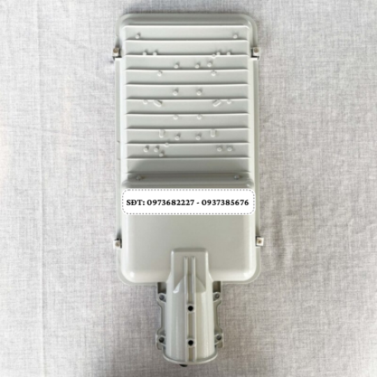 Đèn năng lượng mặt trời bàn chải 200W – HLC200 trắng – NEW 2024