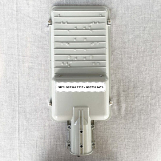 Đèn năng lượng mặt trời bàn chải 300W – HLC300 300W – New 2024 Tấm pin mono