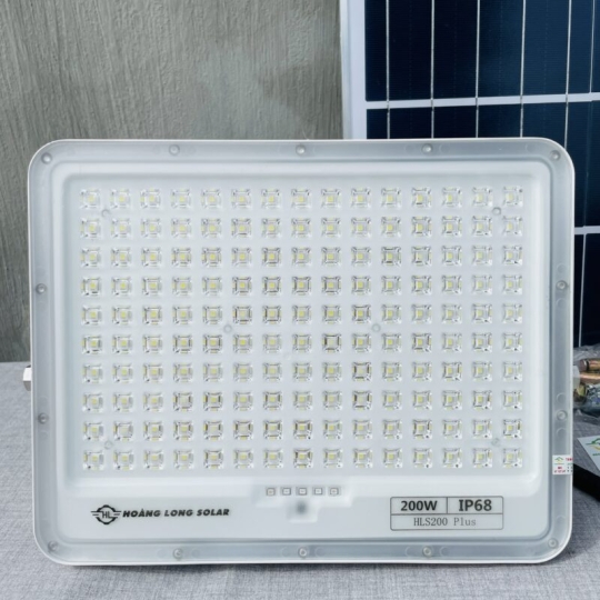 Đèn năng lượng mặt trời chống lóa kim cương 200W – HLS200 Plus Tấm pin Mono