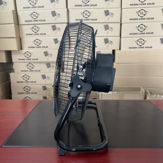 Quạt năng lượng mặt trời chân quỳ không chổi than, tấm pin mono mã 118F