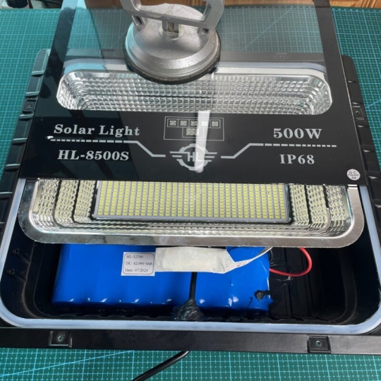 Đèn pha năng lượng mặt trời solar light HL-8500S – New 2024