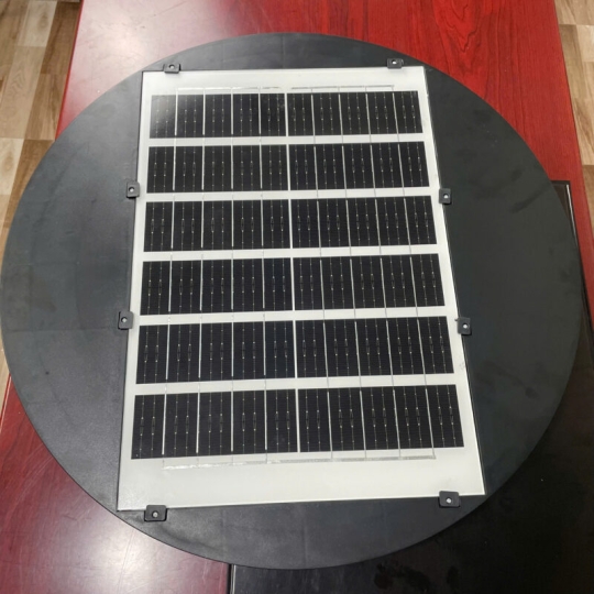 Đèn UFO liền thể năng lượng mặt trời UFO 1000w mẫu mới 2025